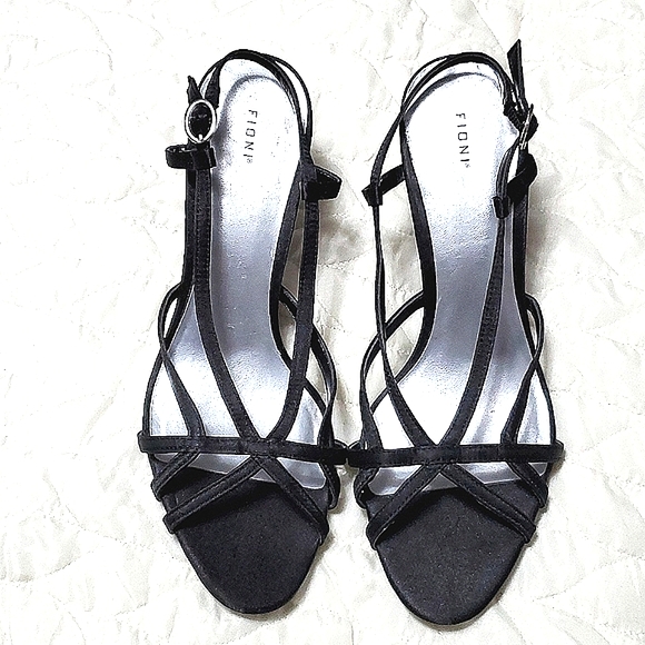 FIONI black strappy sandals - Picture 2 of 8